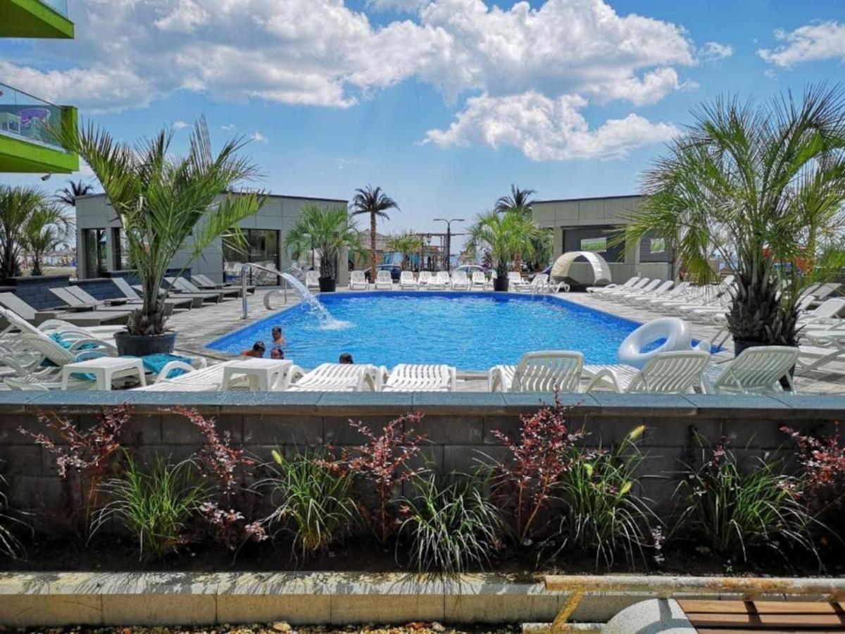 Blue Apartment In Spa N Pool Beach Resort Năvodari Exterior foto